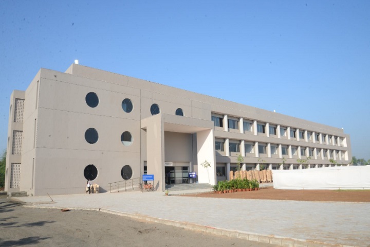https://cache.careers360.mobi/media/colleges/social-media/media-gallery/30562/2020/8/31/Campus view of Ashok and Rita Patel Institute of Physiotherapy Anand_Campus-View.jpg